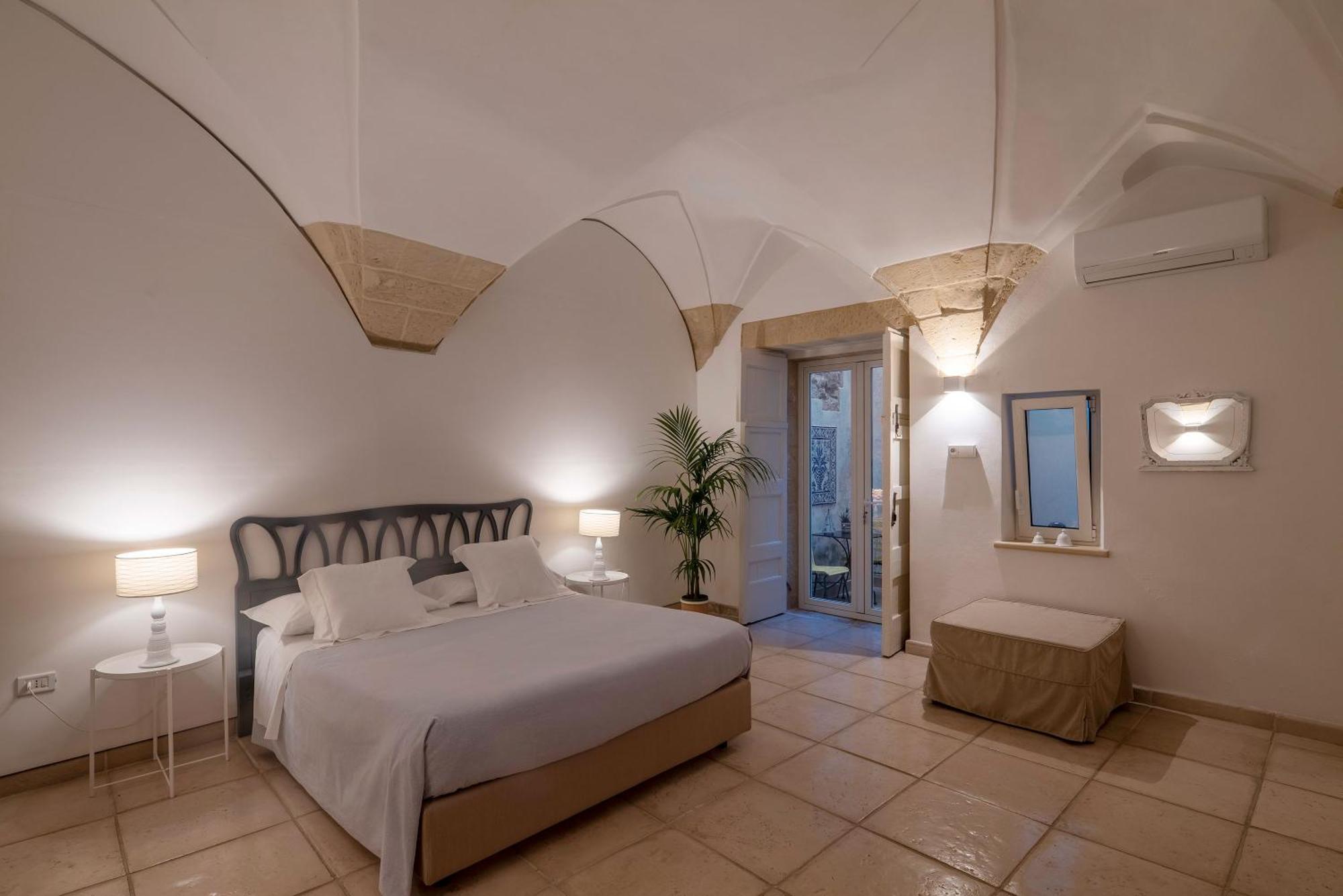 Corte Dei Romiti Apartment - Lecce Selection Exteriör bild